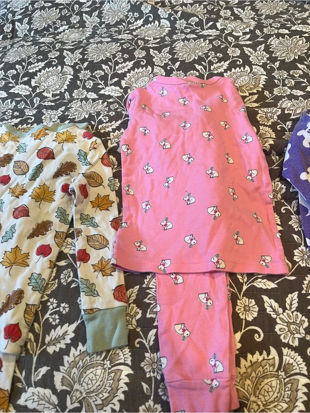 Girls Holiday pajamas size 4t